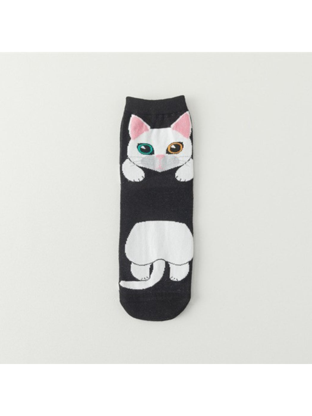 Rufia - Playful Big-Eyed Cat Face Socks