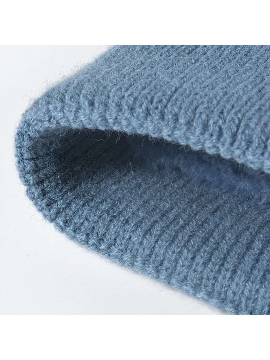 Haila - Contrast Chain-Pattern Fleece-Lined Beanie