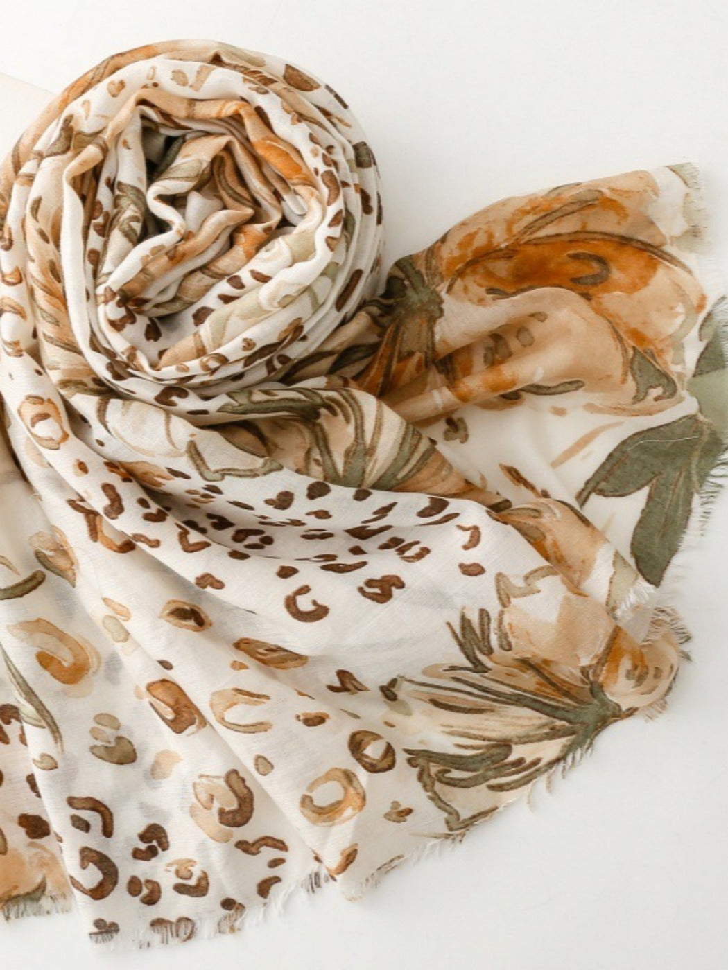 Scarvii - Classic Scarf with Leopard & Floral Print