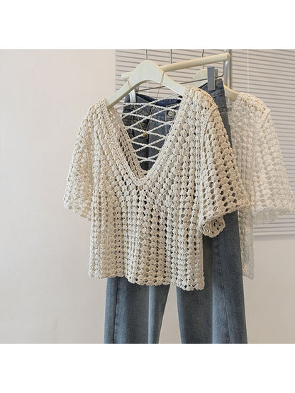 Crosa - Elegant Hollow Out V Neck Short Sleeve Top
