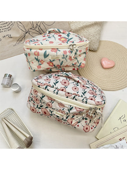 Cosbai - Floral Quilted Cosmetic Bag