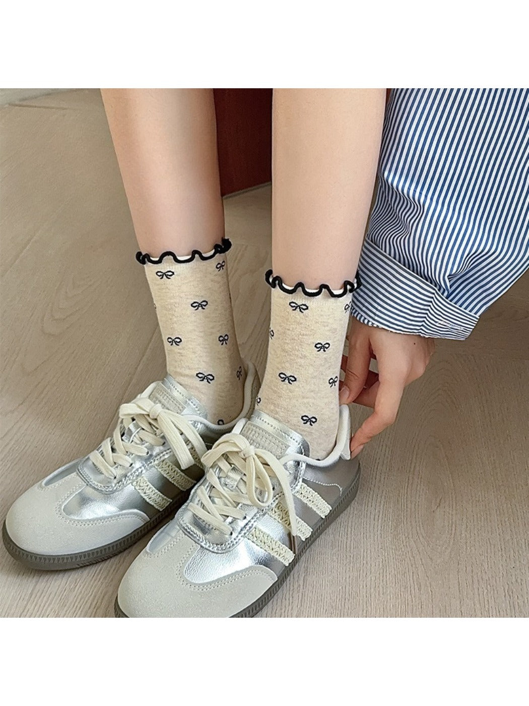 Rufia - Women's Rolled Cuff Socks with Bow & Floral Pattern