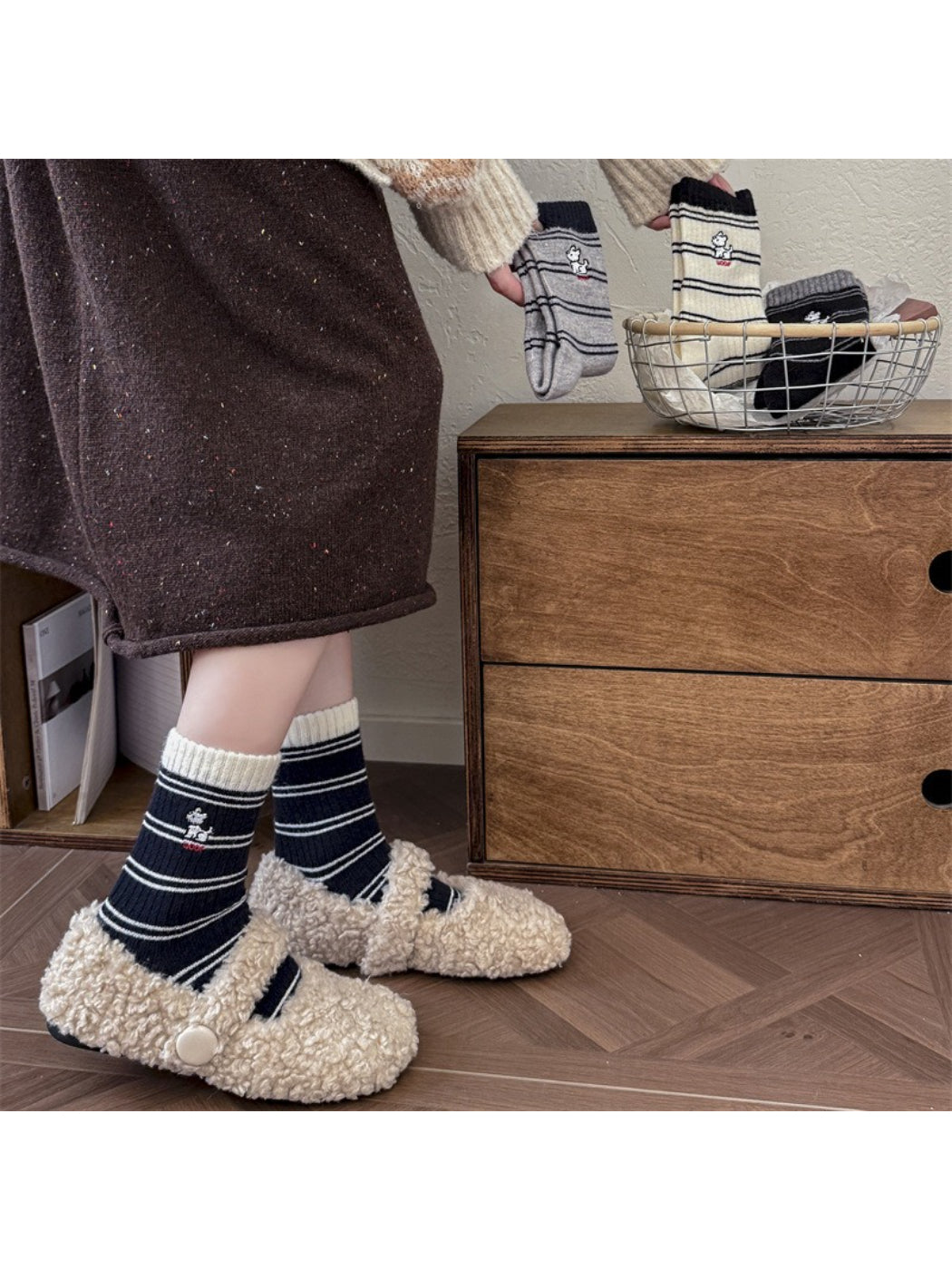 Rufia - Striped Dog Motif Everyday Crew Socks product image 3