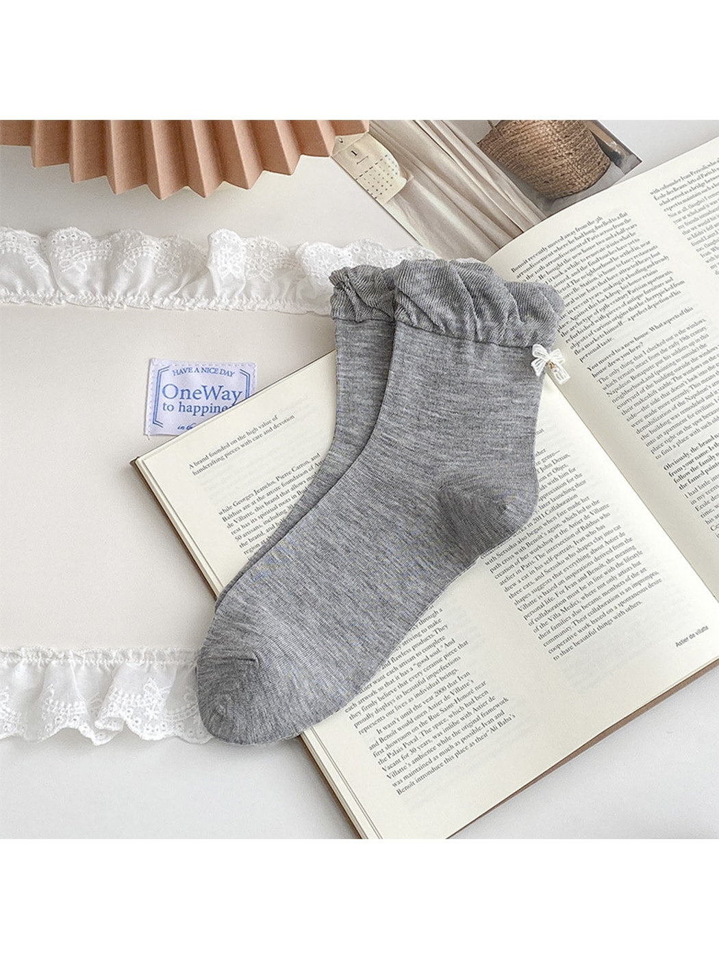 Rufia - Solid Color Bow Detail Fashion Crew Socks