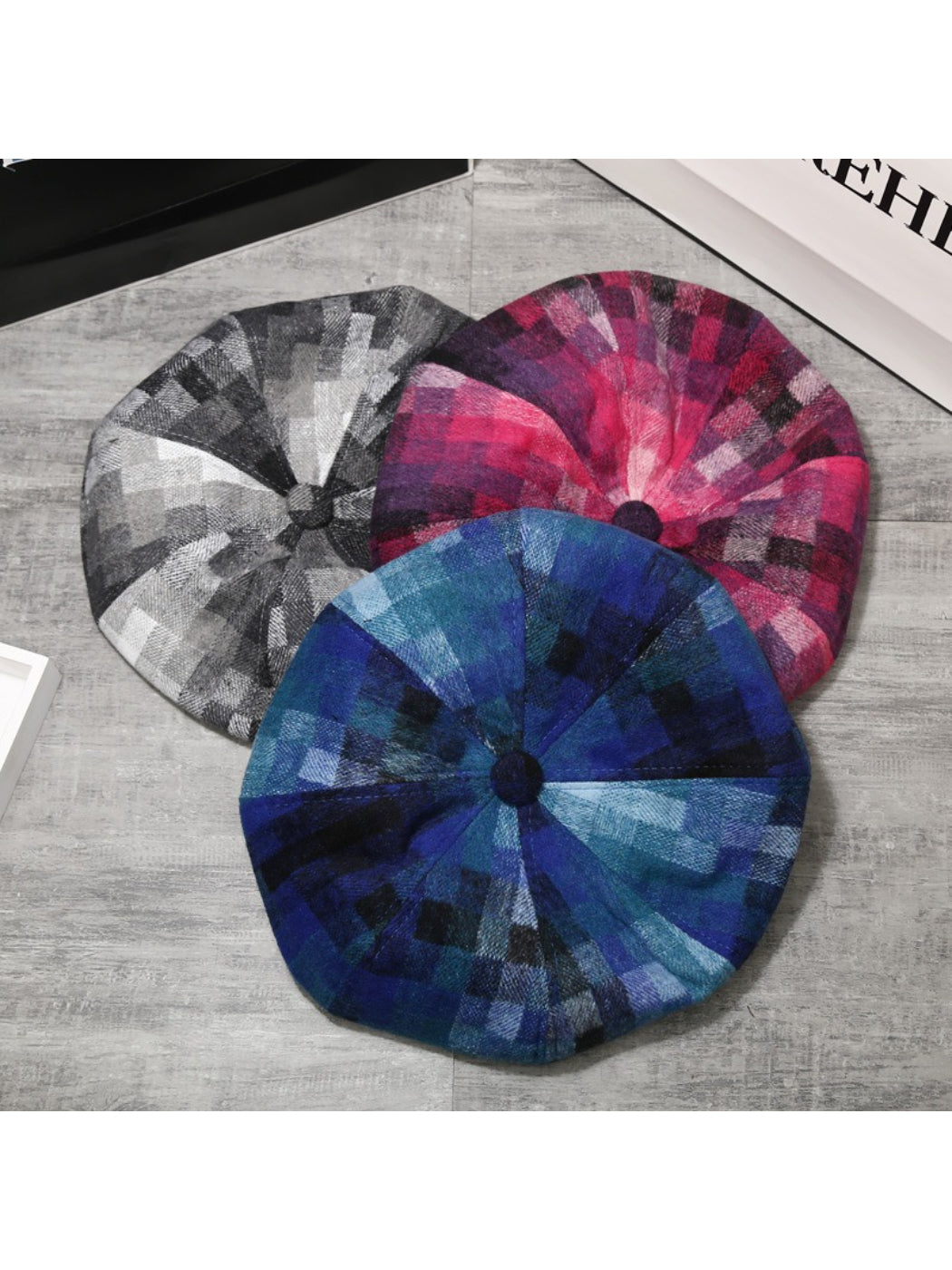 Haila - Colorblock Plaid Beret