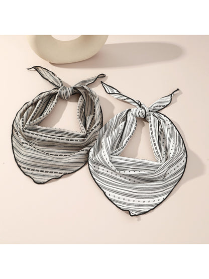 Scarvii Stripe Pattern Triangle Scarf