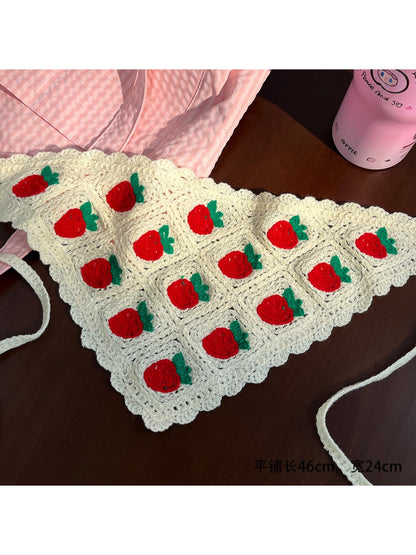 Side view of Scarvii crochet headband on model highlighting triangle shape and fit