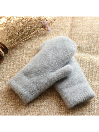 Gloving - Plush Solid Color Mittens