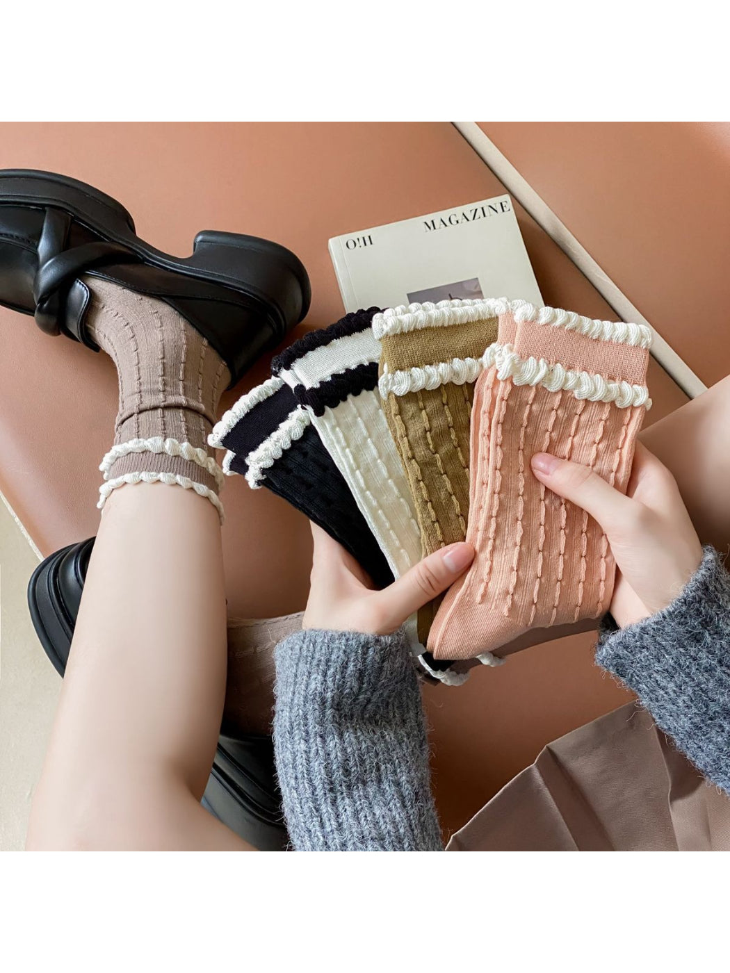 Rufia - Ruffle Trim Textured Knit Socks