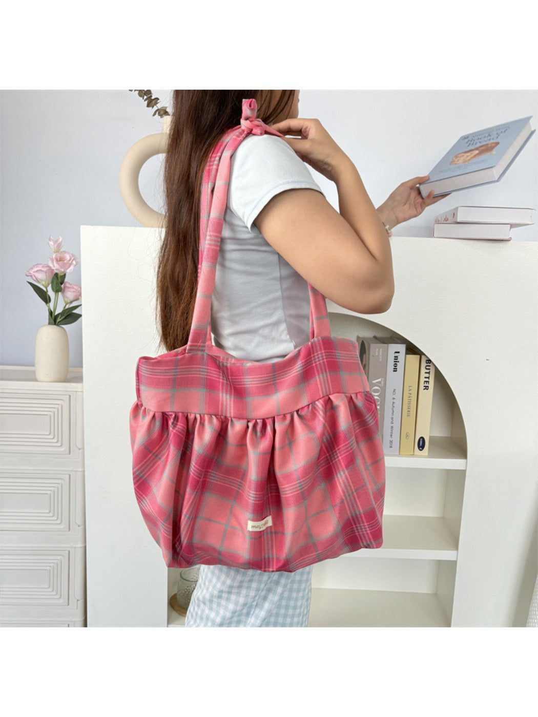 Cosbai Retro Plaid Shoulder Bag close-up showing plaid pattern colors
