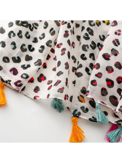 Scarvii - Lightweight Leopard Print Spring Scarf