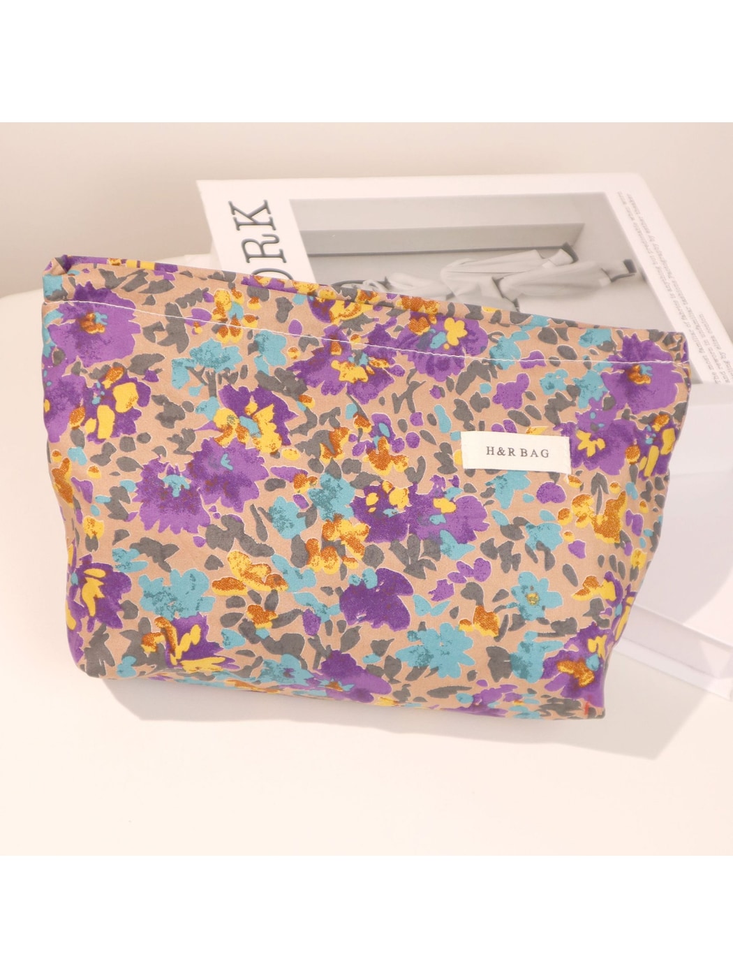 Cosbai - Flower Print Makeup Storage Pouch