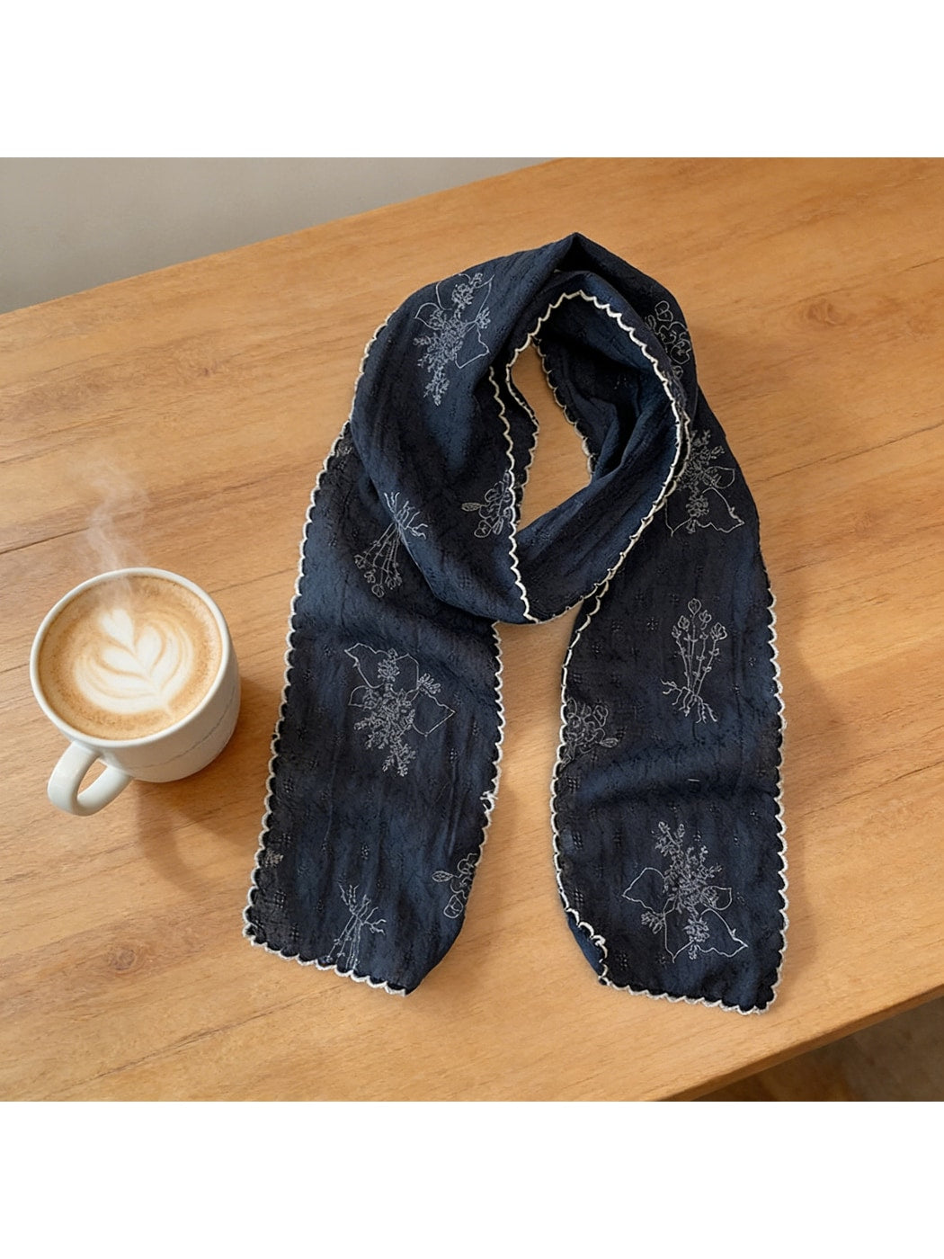 Scarvii - Floral Print Slim Neck Scarf