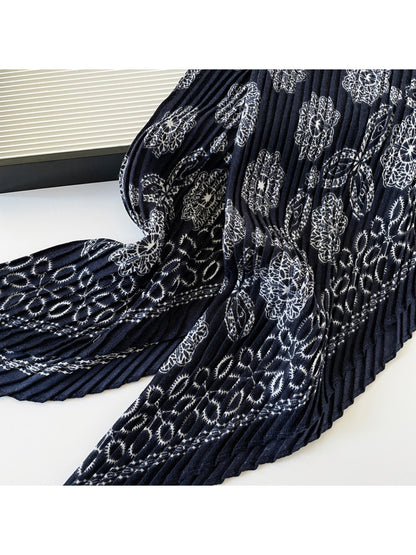 Scarvii - Modern Motif Pleated Scarf