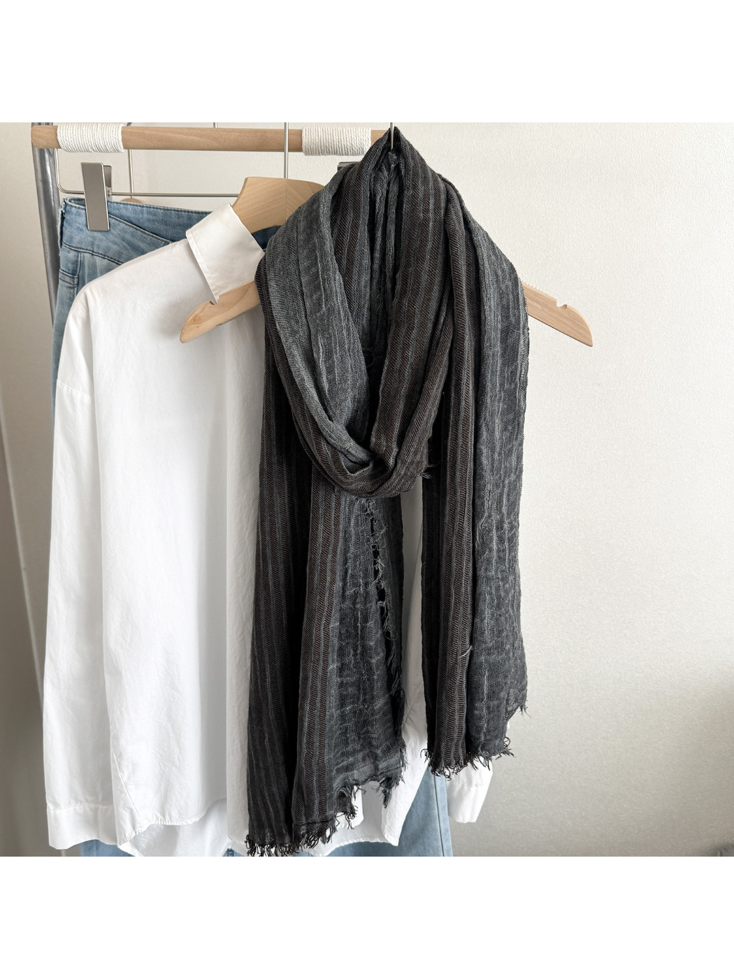 Scarvii - Soft Texture Fringe Scarf