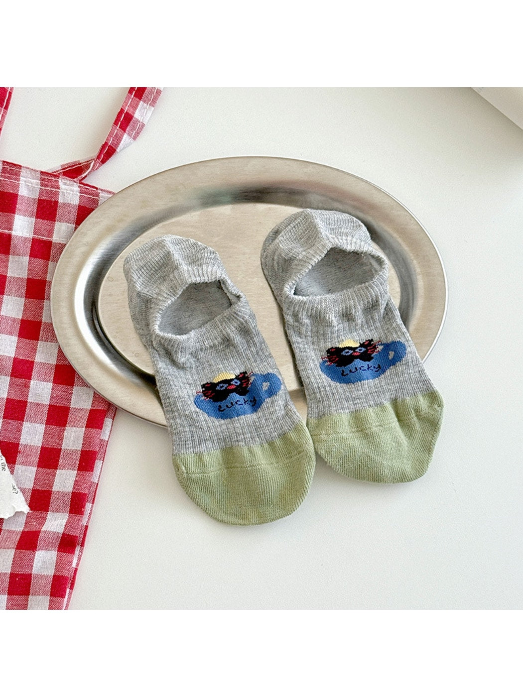 Rufia - Playful Cat Motif Color Block No-Show Socks