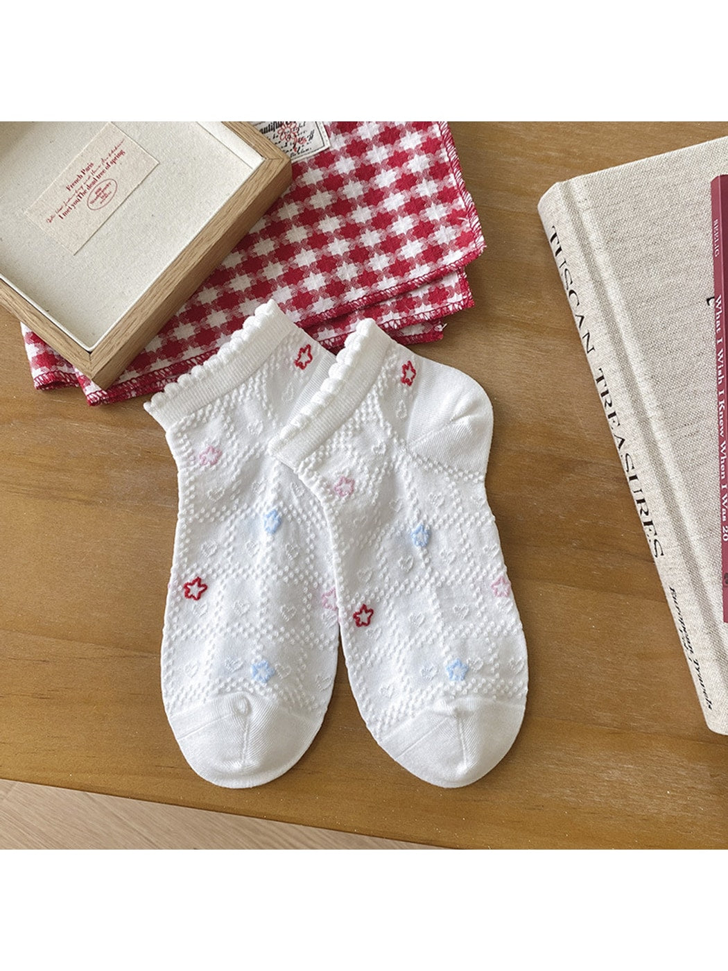 Rufia - Scalloped Cuff Patterned Casual Ankle Socks