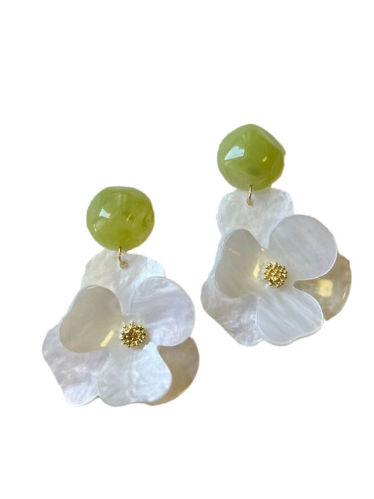 Earwish - Retro Fresh Green-White Flower Earrings