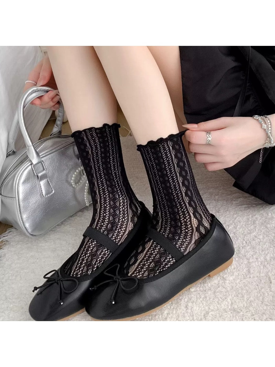 Rufia - Elegant Lace Hollow Ruffle Crew Socks