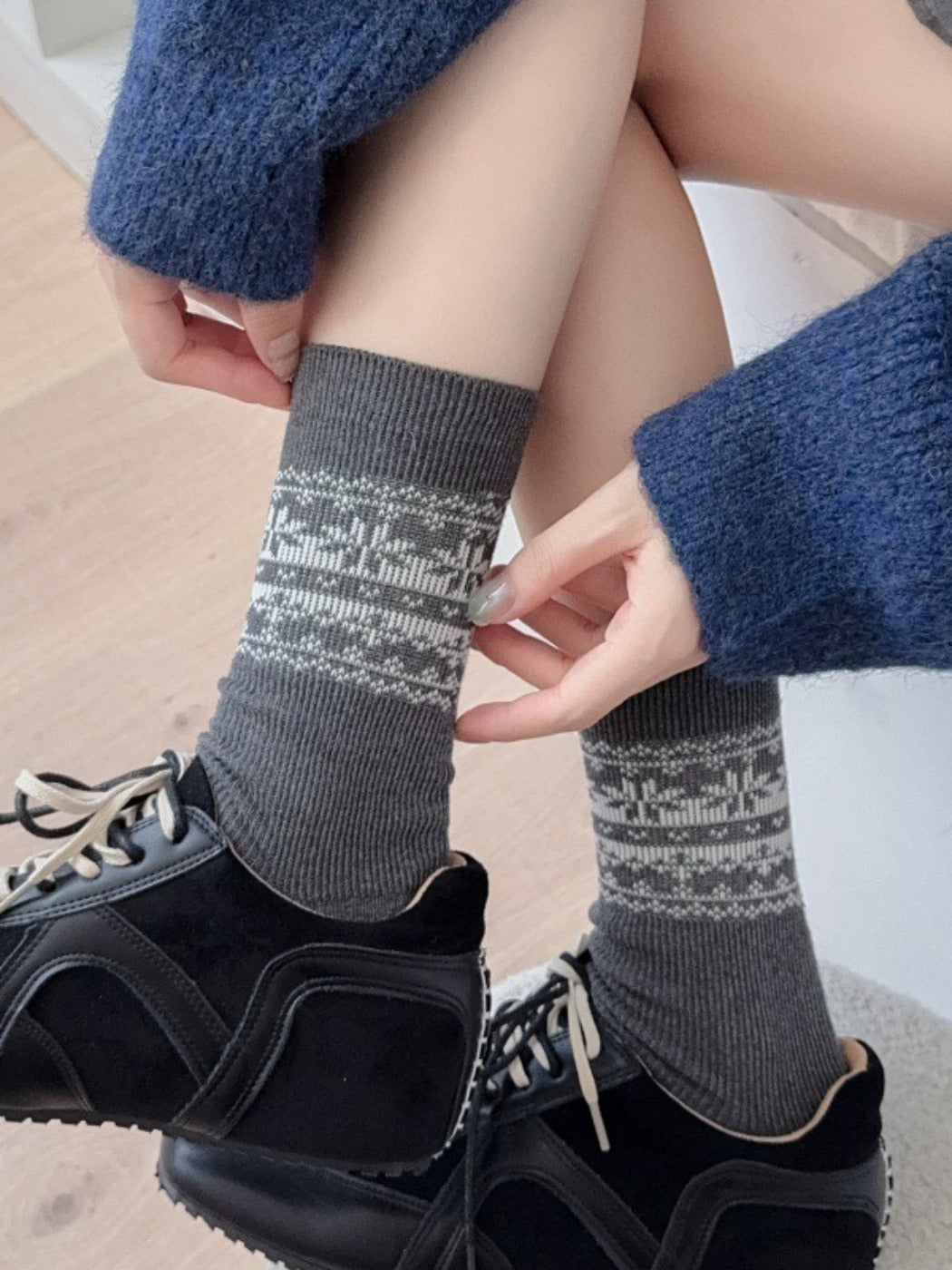 Rufia - Double-knit Mid-calf Socks with Bohemian-style