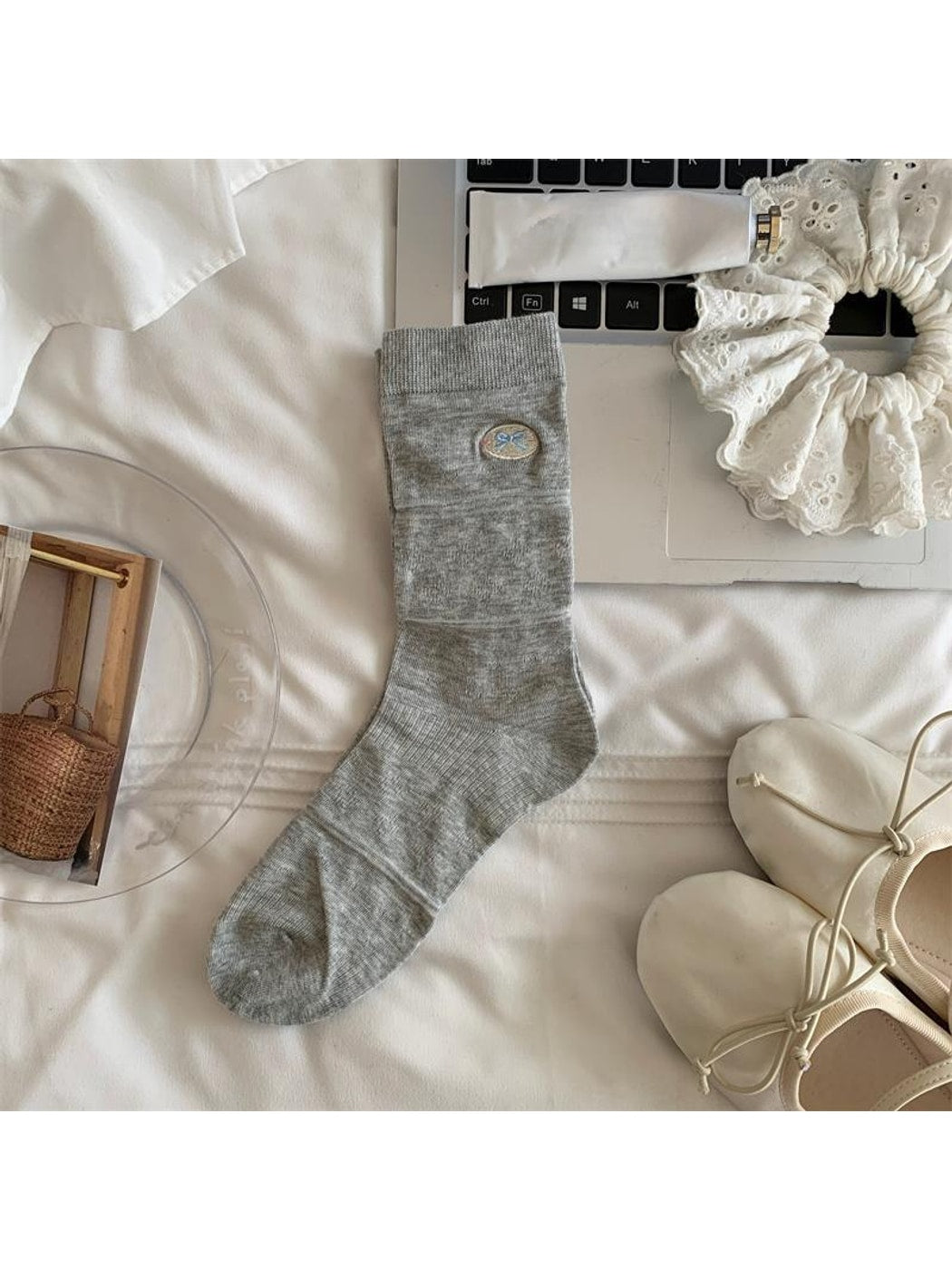Rufia - Bow Embroidered Solid Color Crew Socks