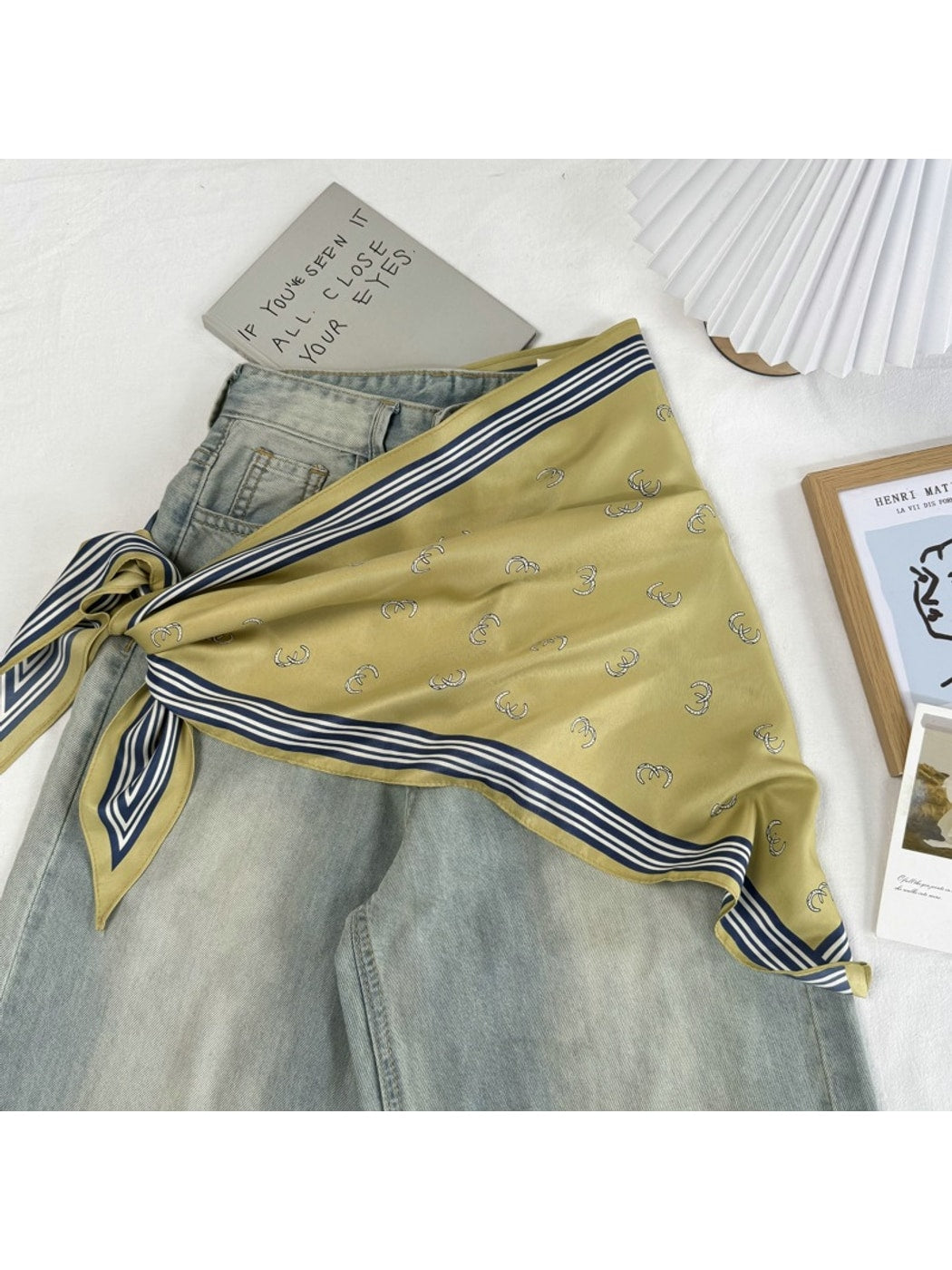 Scarvii - Minimal Motif Triangle Scarf