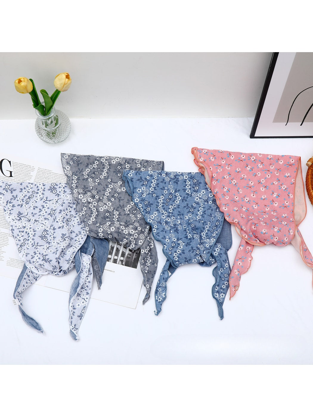 Scarvii - Pastoral Floral Print Triangle Bandana