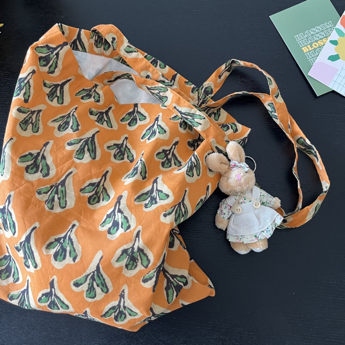 Botanical Leaf Shoulder Tote detail view