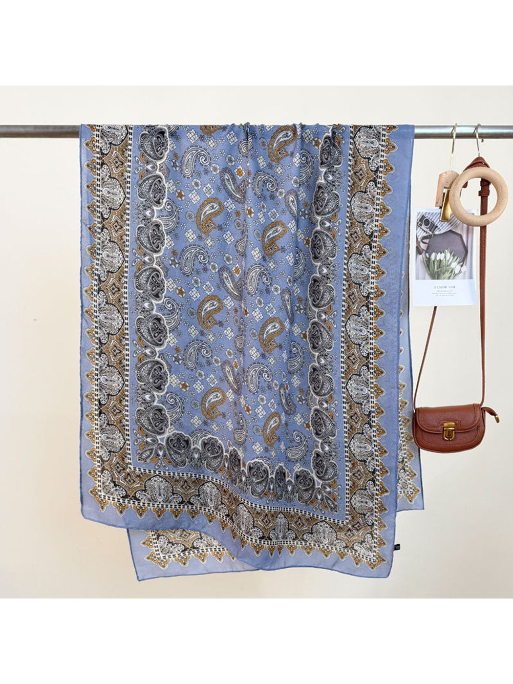 Scarvii - Lightweight Paisley Border Shawl
