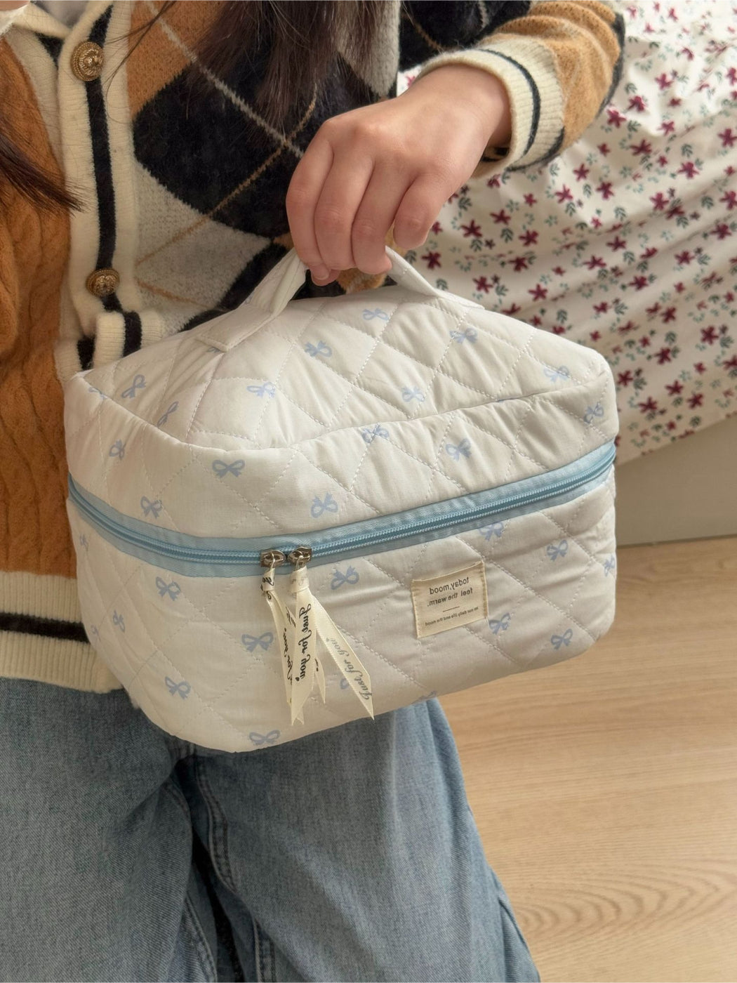 Cosbai Sweet Bow Beauty Organizer shown from a side angle
