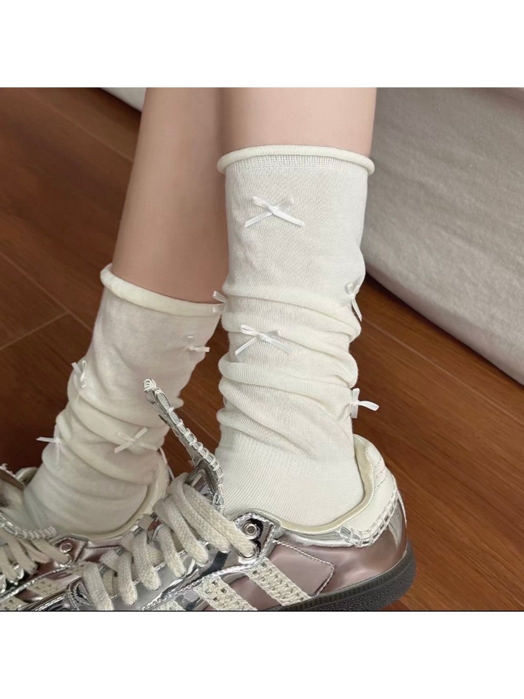 Rufia - Decorative Bow Trim Slouchy Mid Calf Socks