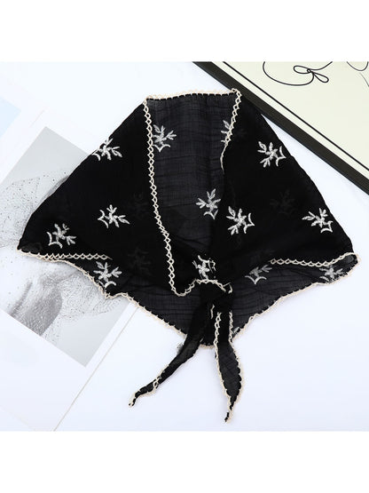 Scarvii - Simple Lace Trim Fashion Triangle Bandana