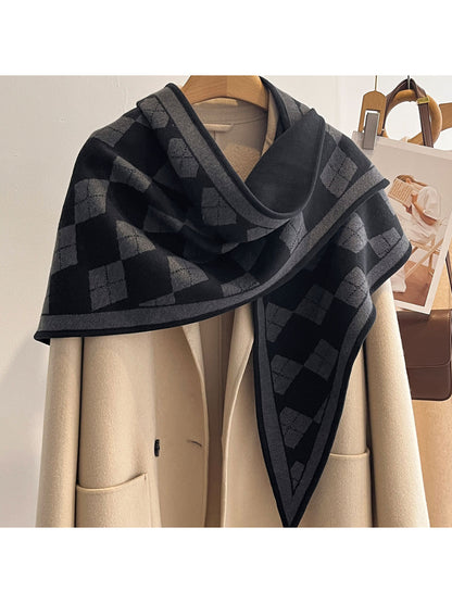 Scarvii - Diamond Pattern Contrast Border Triangle Scarf
