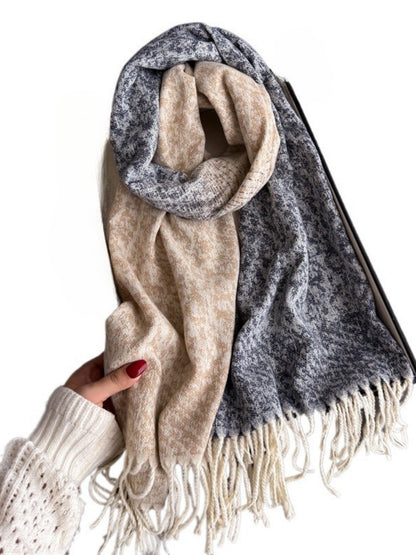 Scarvii - Color-Block Textured Fringe Scarf – Warm & Stylish