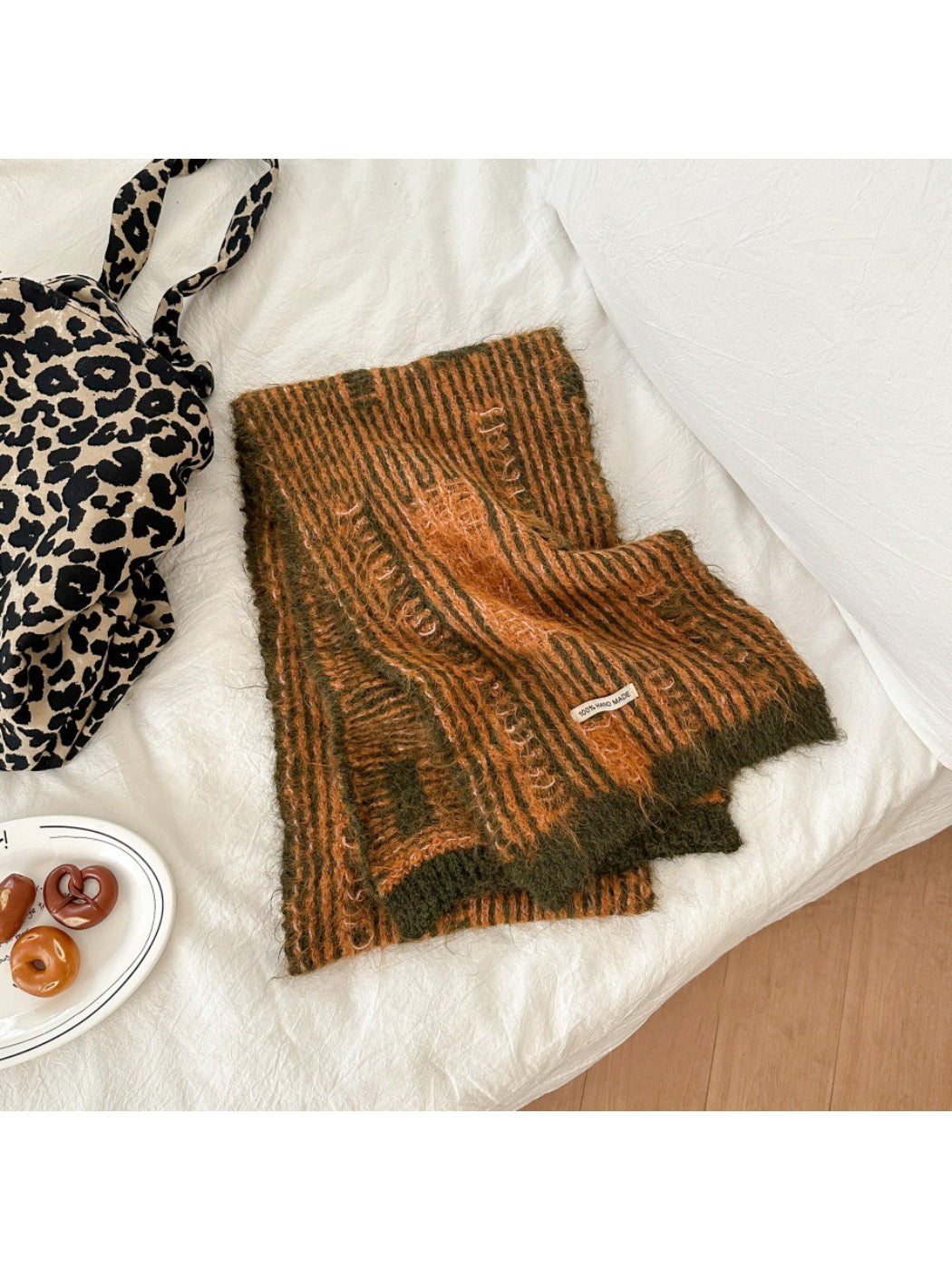 Scarvii – Fuzzy Stripe Knit Scarf