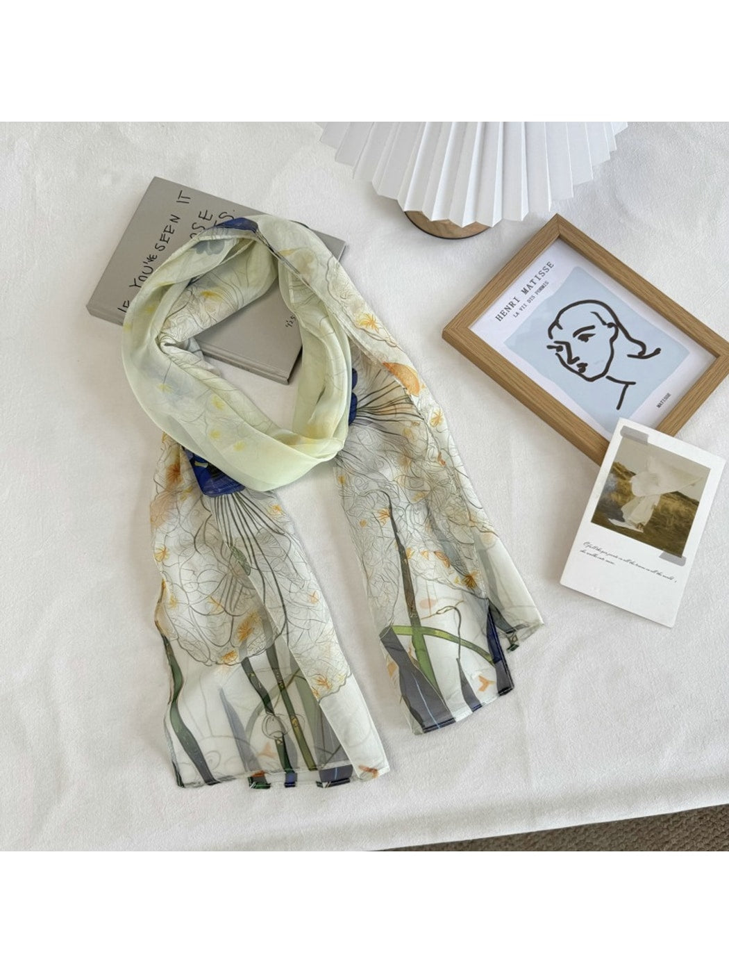 Scarvii - Fresh Floral Printed Lightweight Scarf