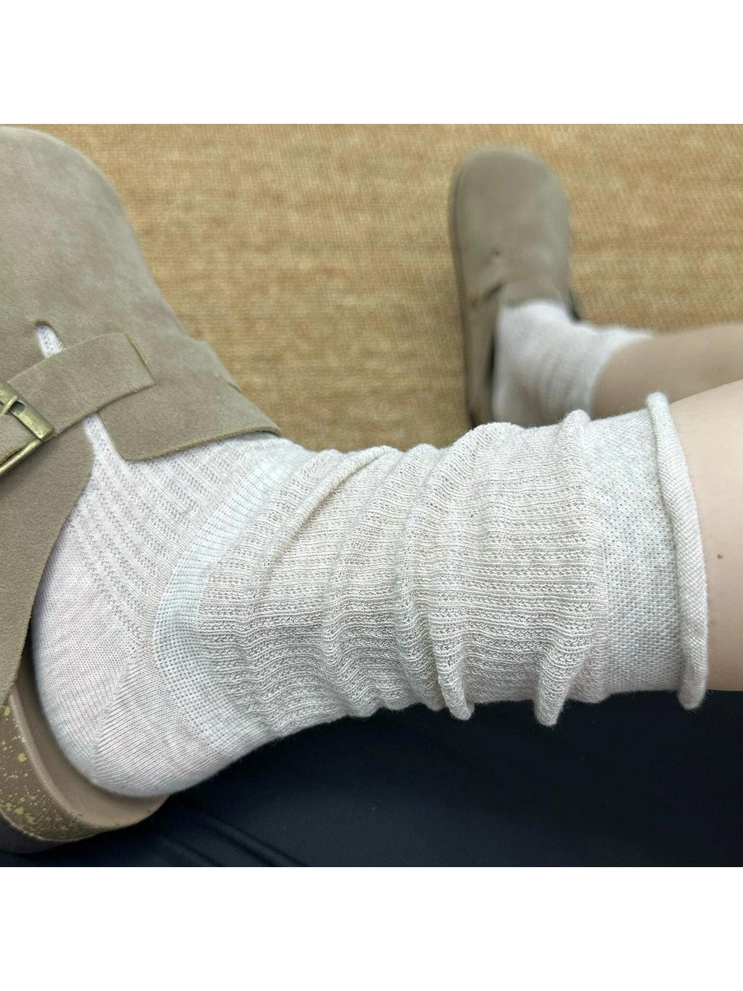 Rufia - Elegant Solid Color Rolled Edge Crew Socks