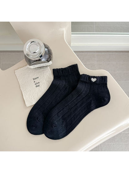 Rufia - Simple Style Heart Pattern Women's Ankle Socks