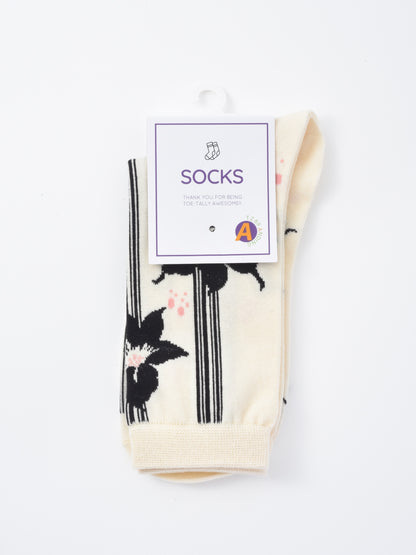 Rufia - Black and White Floral Patterned Socks