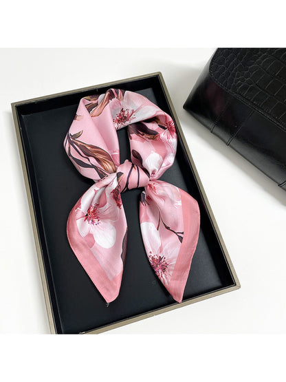Scarvii - Elegant Floral Petal Pattern Square Scarf