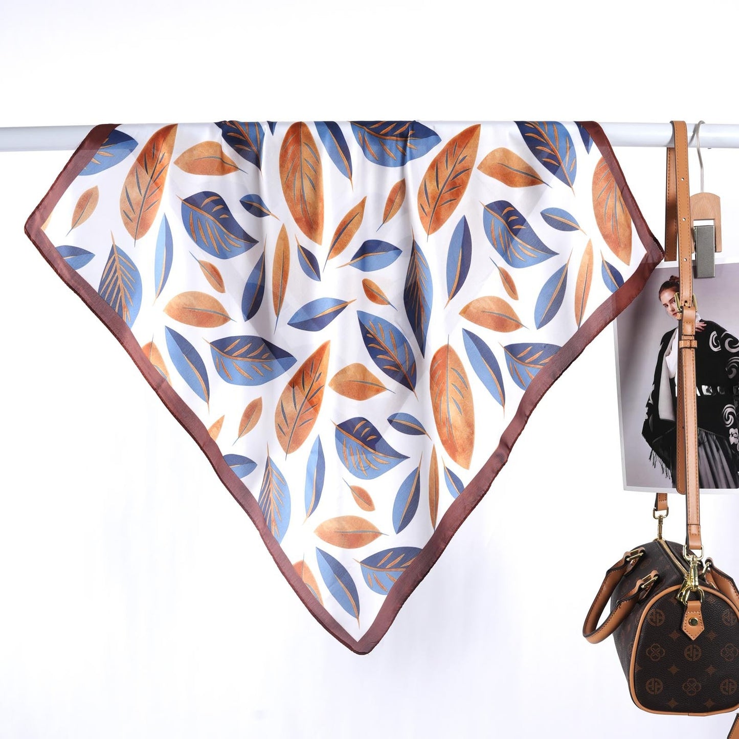 Scarvii - Watercolor Leaf Square Scarf