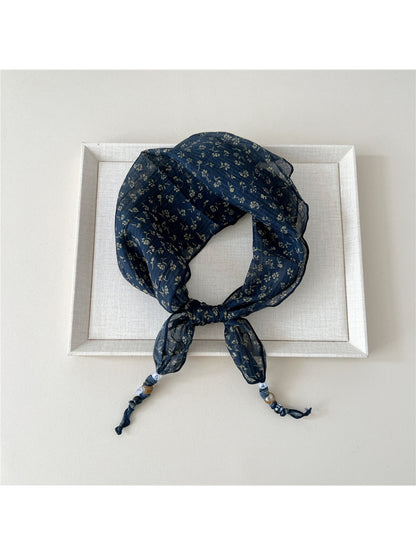 Scarvii - Retro Prin Bead Tip Triangular Scarf