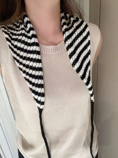 Scarvii Crochet Stripe Triangle Scarf product image
