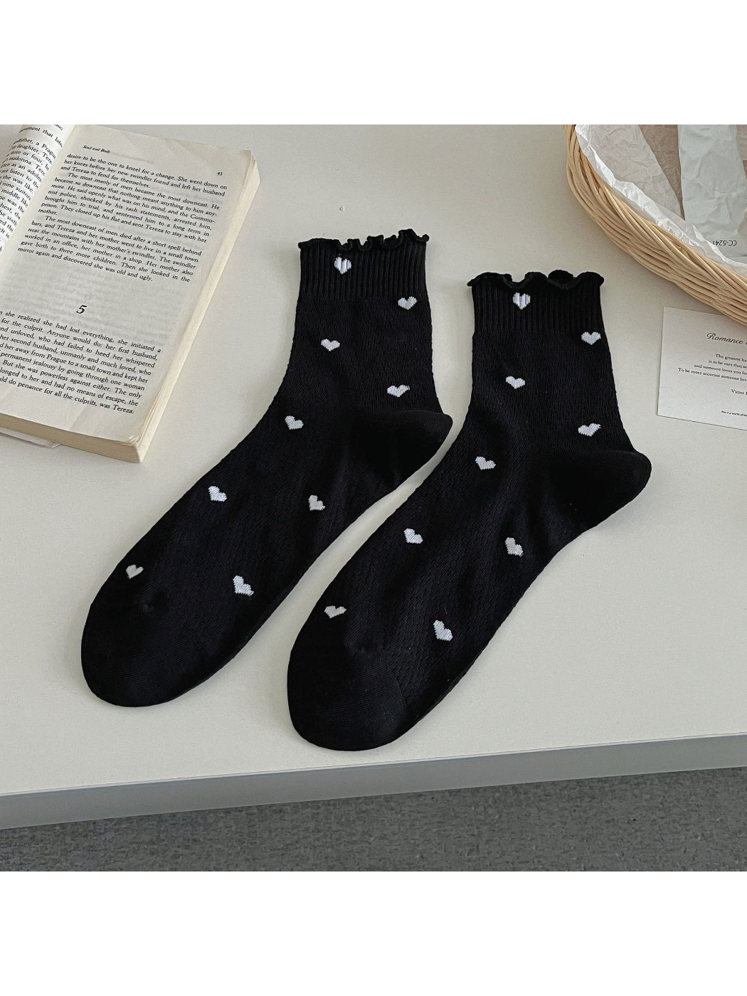 Rufia - Heart Mesh Ruffle Crew Socks product image 4