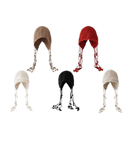 Haila - Trendy Knitted Beanie with Earflaps & Ties