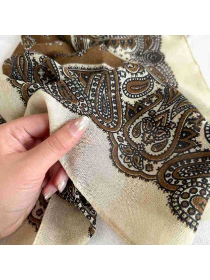 Scarvii - Patterned Simple Style Square Scarf