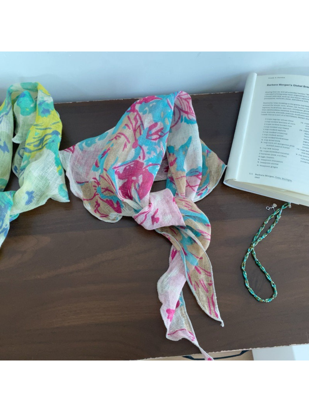 Scarvii Vintage-Style Floral Triangle Scarf