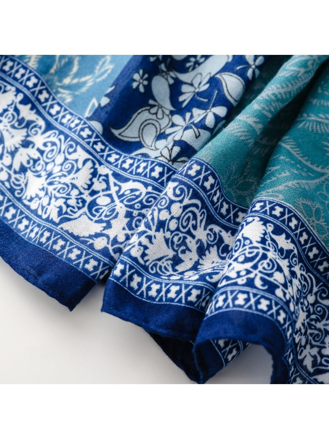 Scarvii - Paisley Print Long Scarf for Women