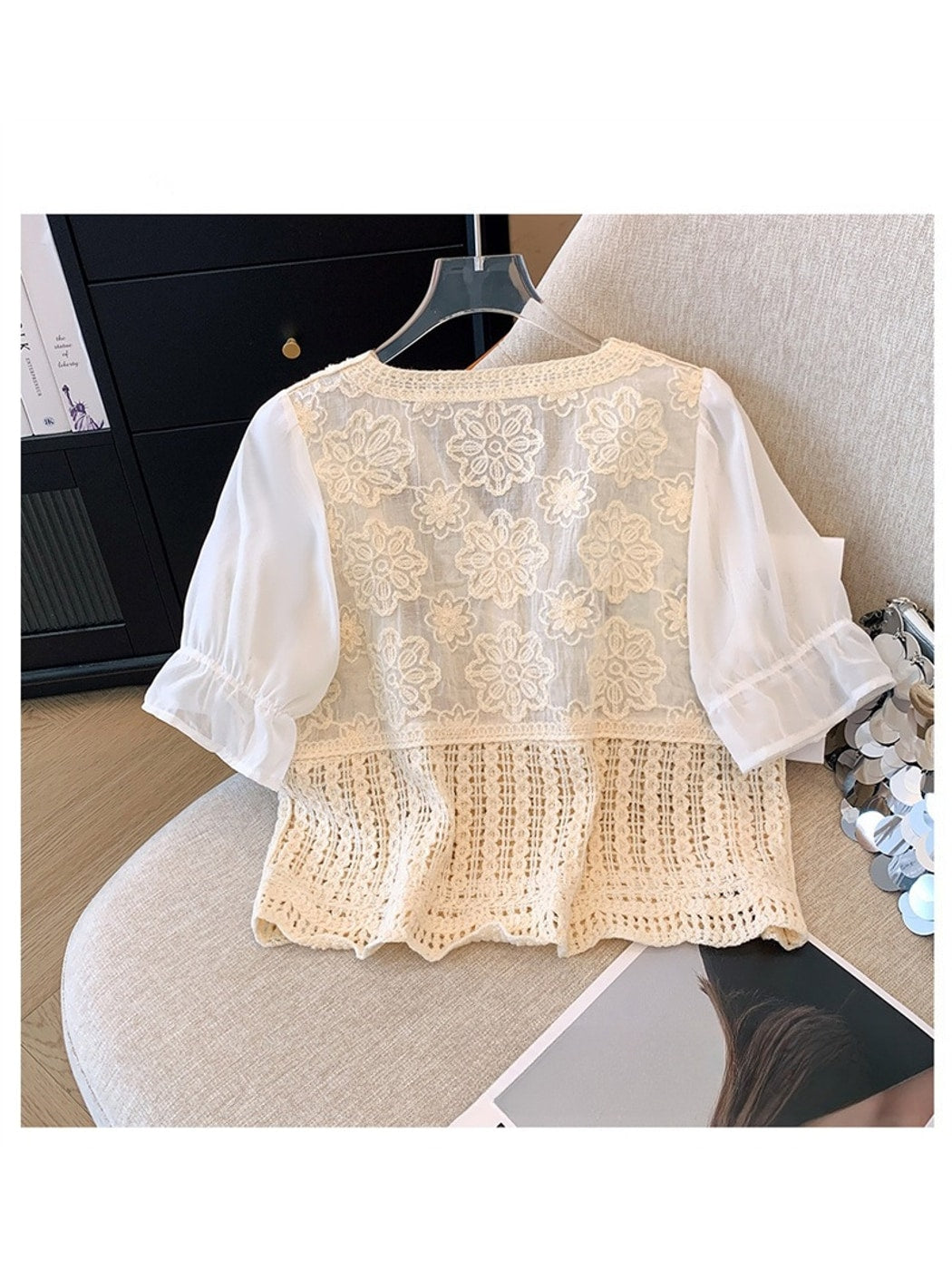 Crosa - V-Neck Hollow Out Floral Knit Cardigan