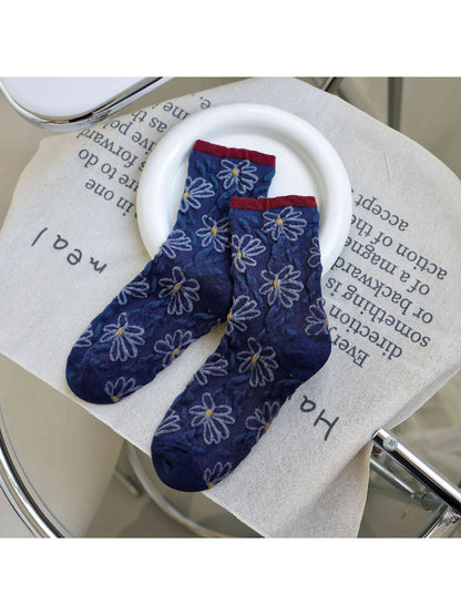 Rufia - Embroidered Floral Motif Crew Socks